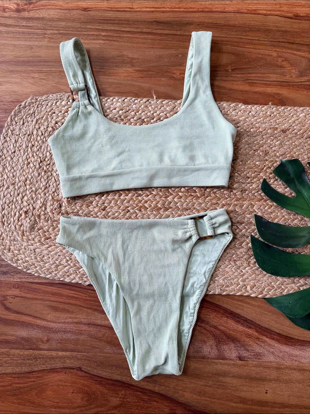Toluca Women’s Ribbed Eucalyptus Green Tortoise Top and bottom Medium